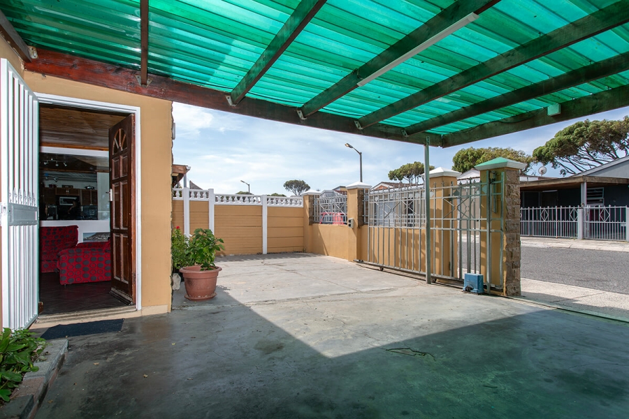 3 Bedroom Property for Sale in Portlands Western Cape